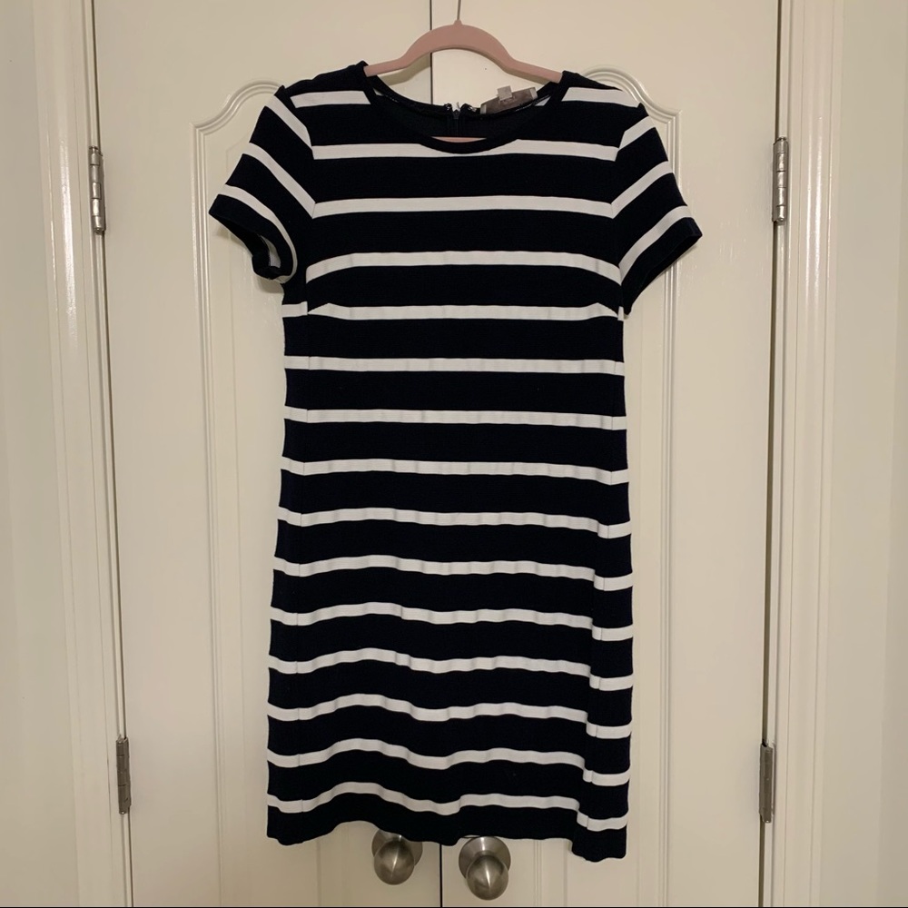 Striped LOFT Shift Dress | Size Medium